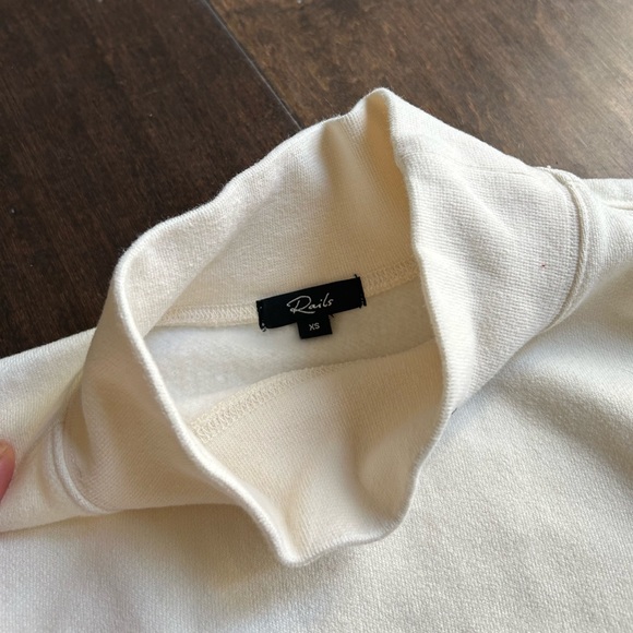 Rails Blaire Mock Neck Long Sleeve Sweatshirt, cream, size XS, NWOT - Picture 7 of 12